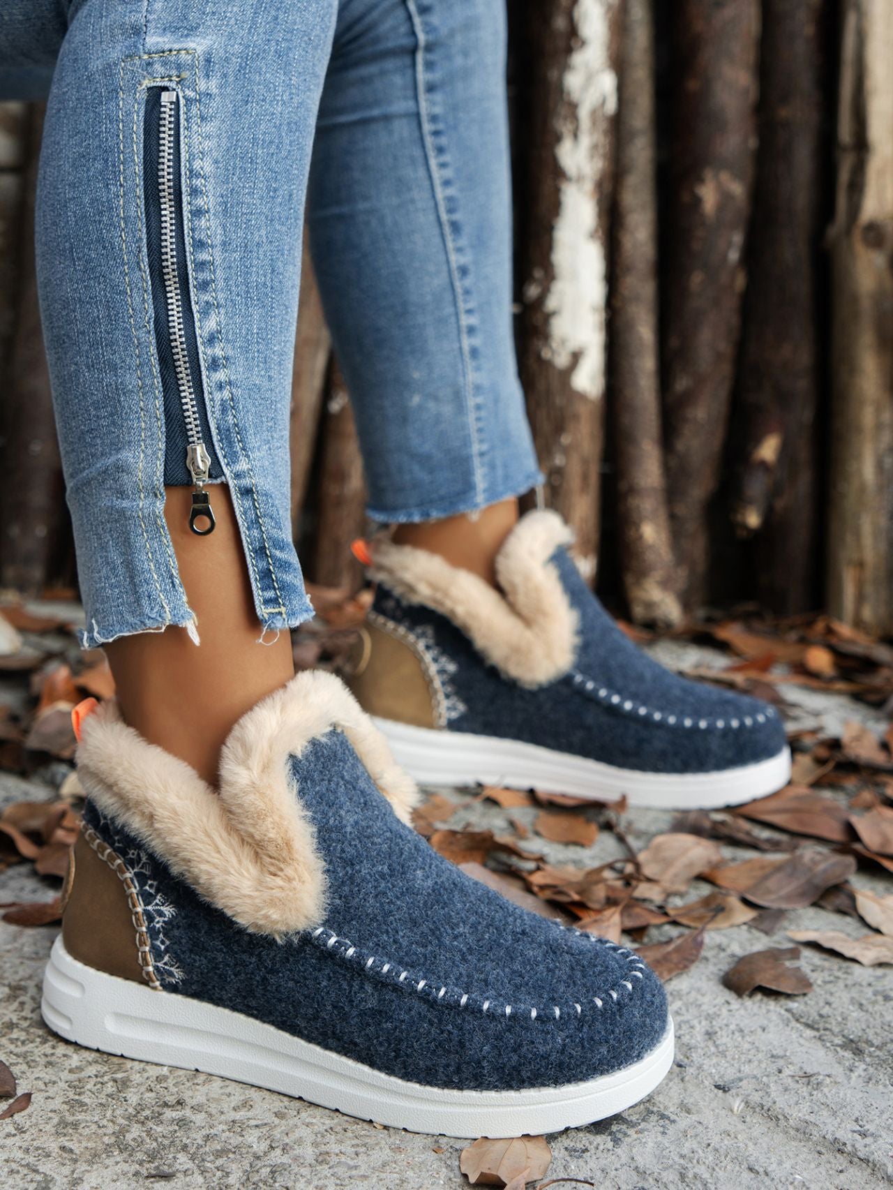 Furry Suede Round Toe Women Shoes Flat Sneakers