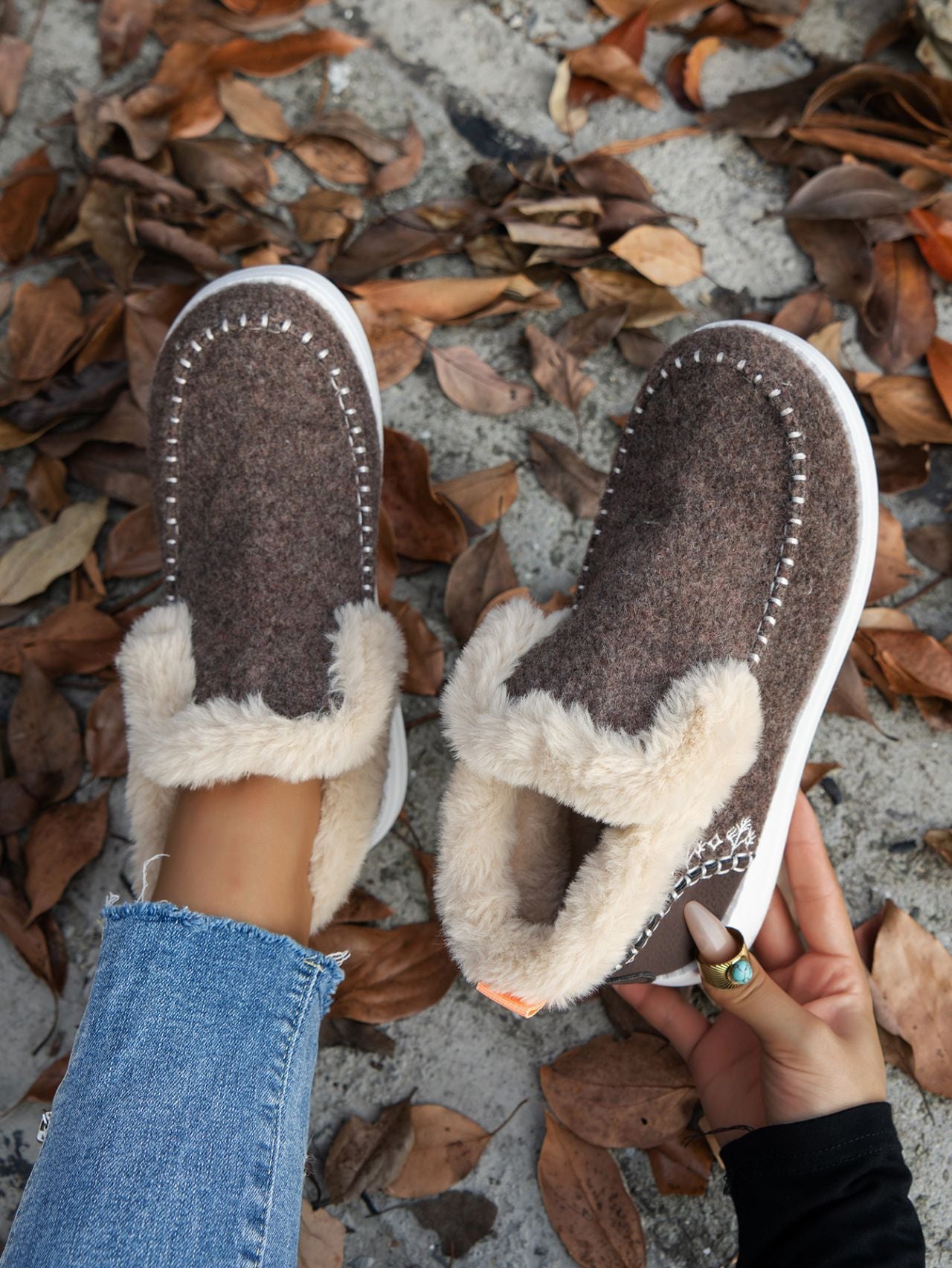 Furry Suede Round Toe Women Shoes Flat Sneakers