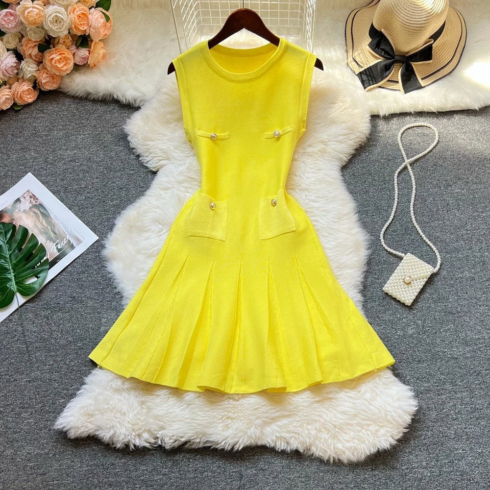 Chic Fashion Pleated Short Dress O - neck Slim Waist A - line Dress - Gems Ensumbles
