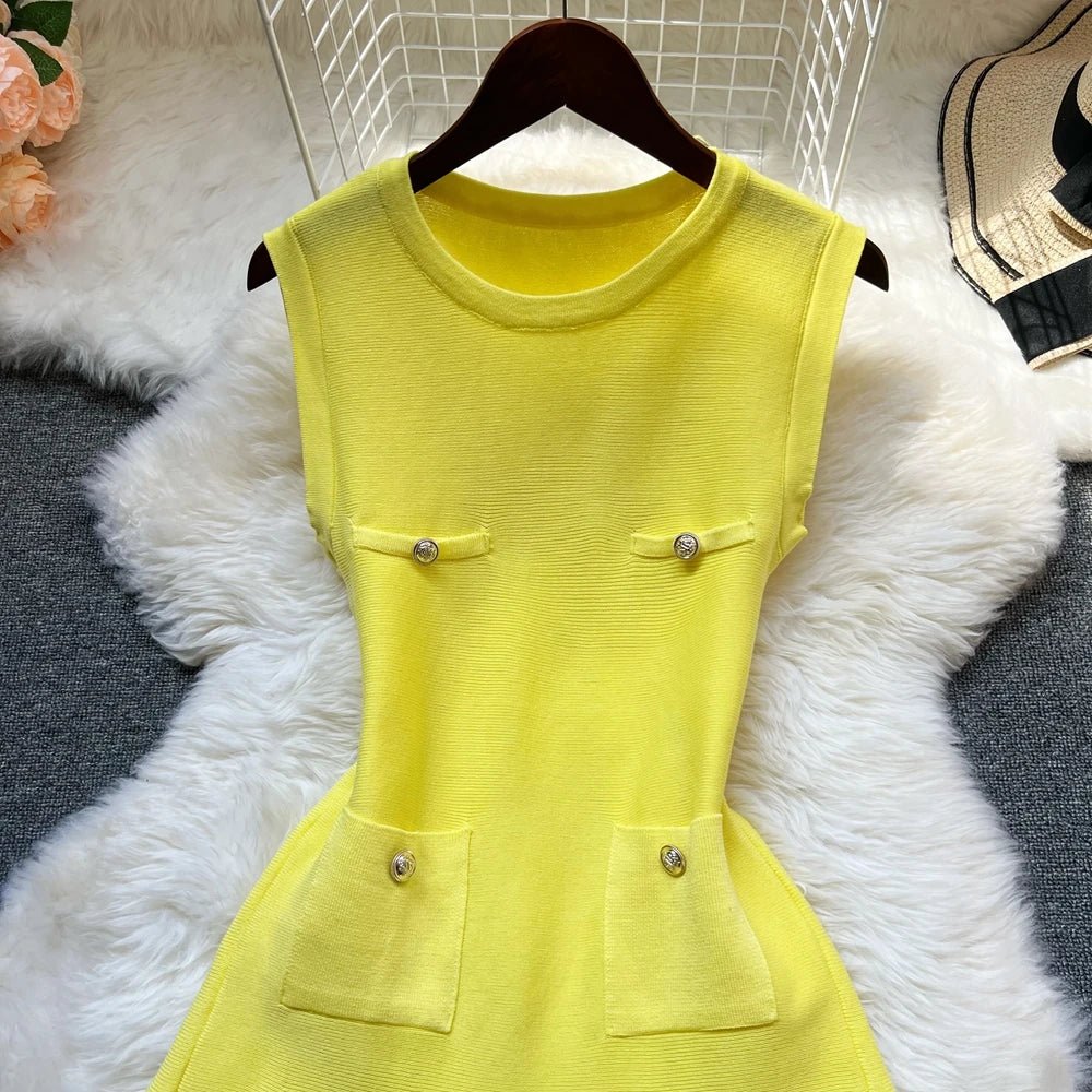 Chic Fashion Pleated Short Dress O - neck Slim Waist A - line Dress - Gems Ensumbles