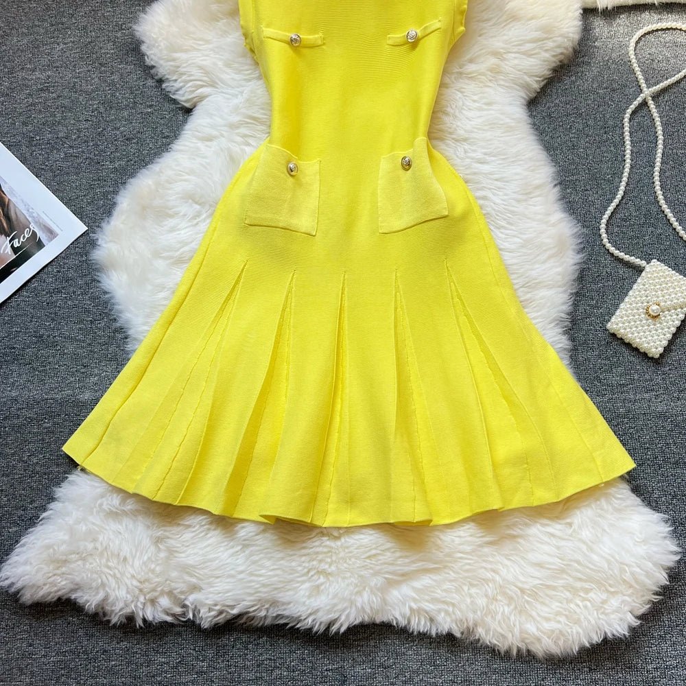 Chic Fashion Pleated Short Dress O - neck Slim Waist A - line Dress - Gems Ensumbles