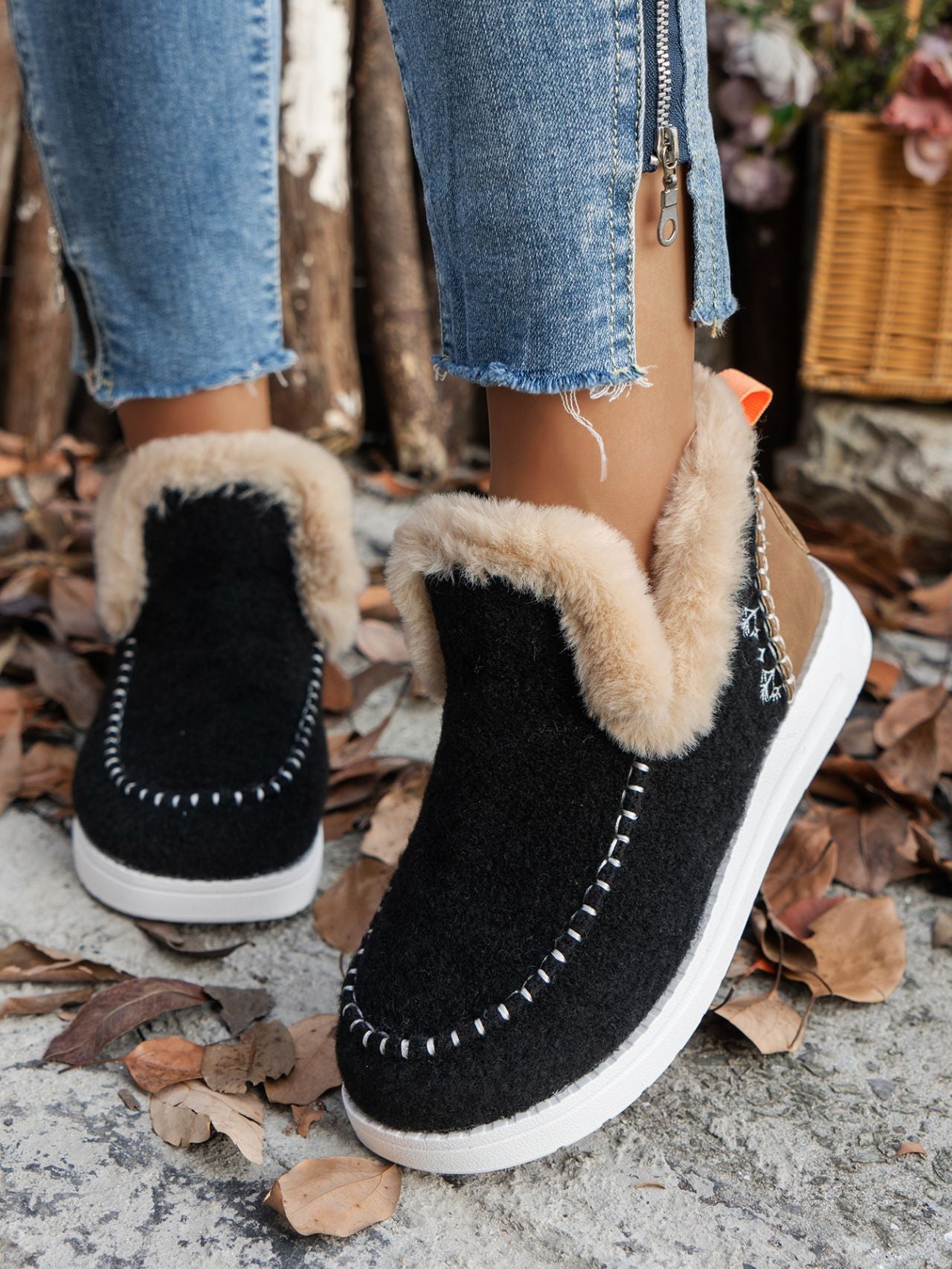 Furry Suede Round Toe Women Shoes Flat Sneakers