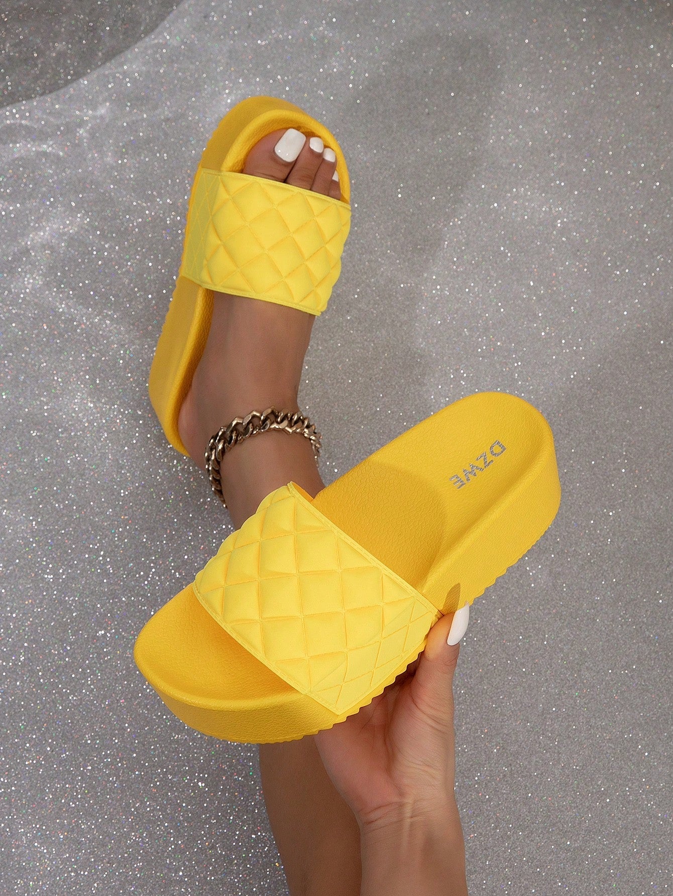 Women Diamond Tread Thick - Soled Height - Increasing Flip - Flops Comfortable Sandals - Gems Ensumbles
