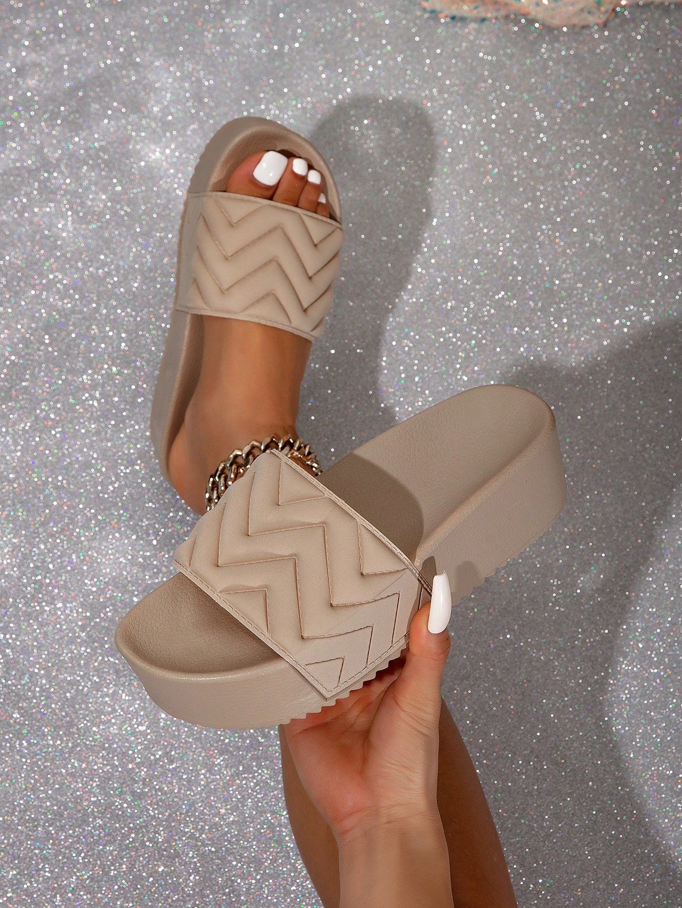 Women Diamond Tread Thick - Soled Height - Increasing Flip - Flops Comfortable Sandals - Gems Ensumbles