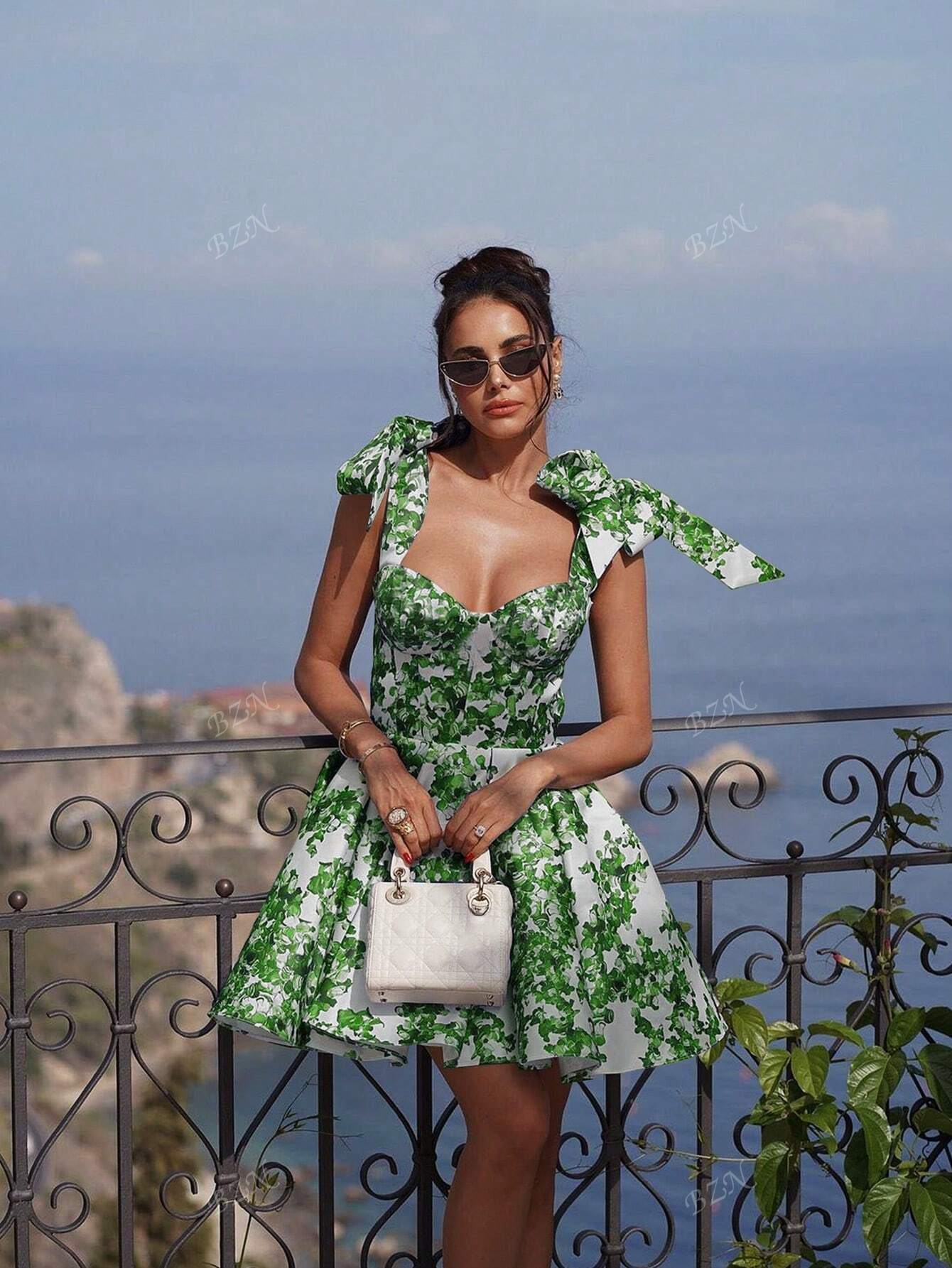 Women's Sexy Style Fitted Floral Print Tie Waist A - Line Skirt Mini Backless Slim Strap Halter Short Dress, - Gems Ensumbles